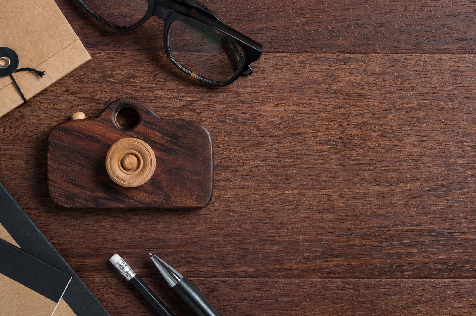 Adobe Camera Raw Gets a Glow-Up: Three Analog Effects That Change Everything