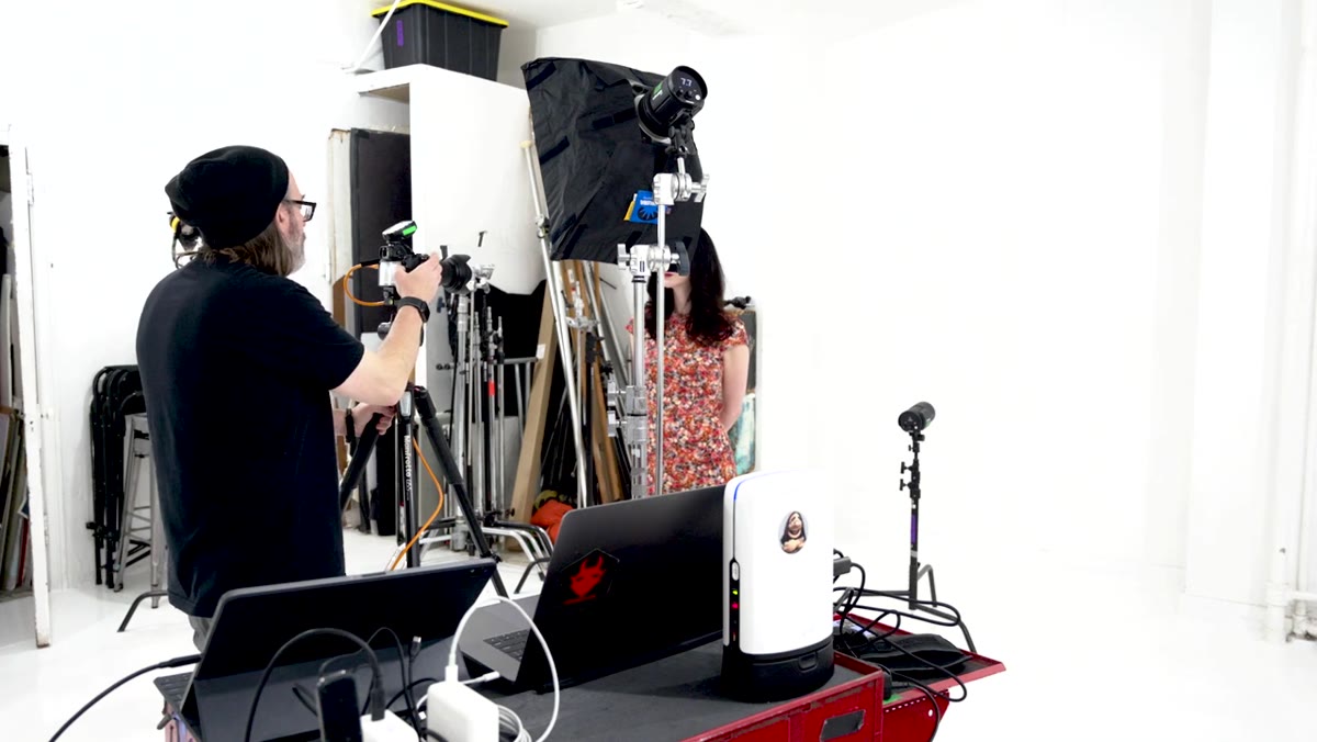 Camera and strobe settings being adjusted after gel is applied