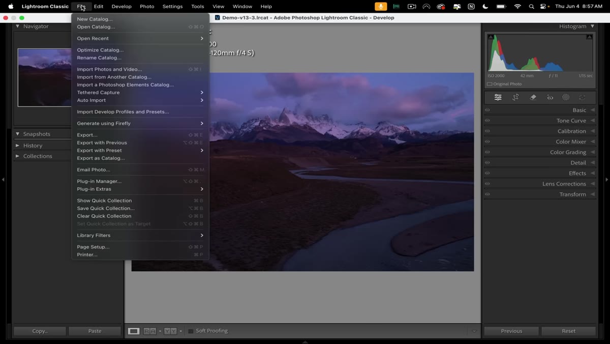Selecting a RAW file in Lightroom before launching the plugin