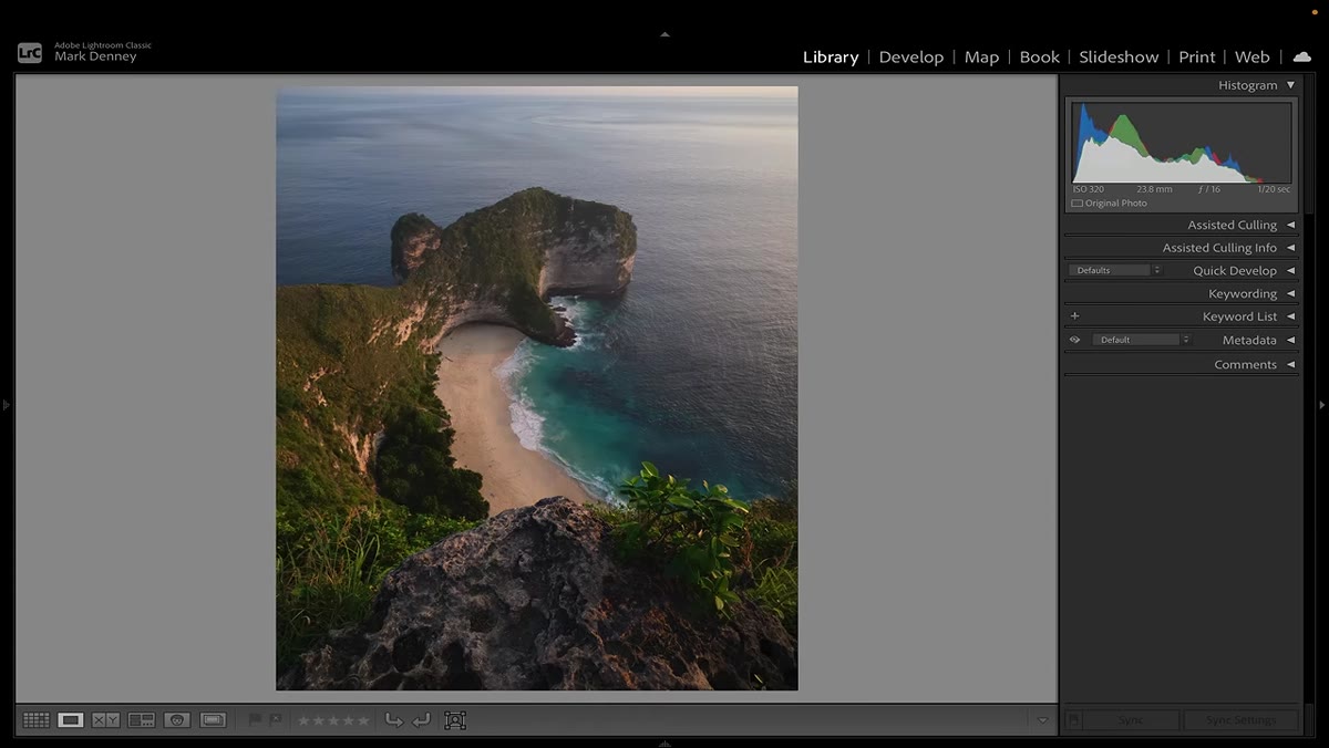 Raw file and old edit displayed side by side in Lightroom
